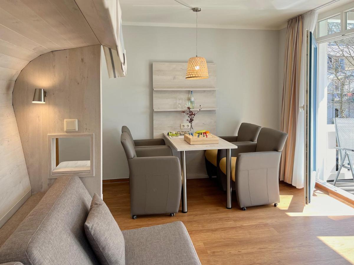 R&R Hotel Strandallee Baabe Extérieur photo