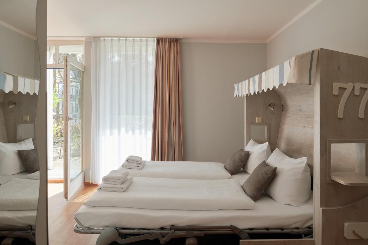 R&R Hotel Strandallee Baabe Extérieur photo