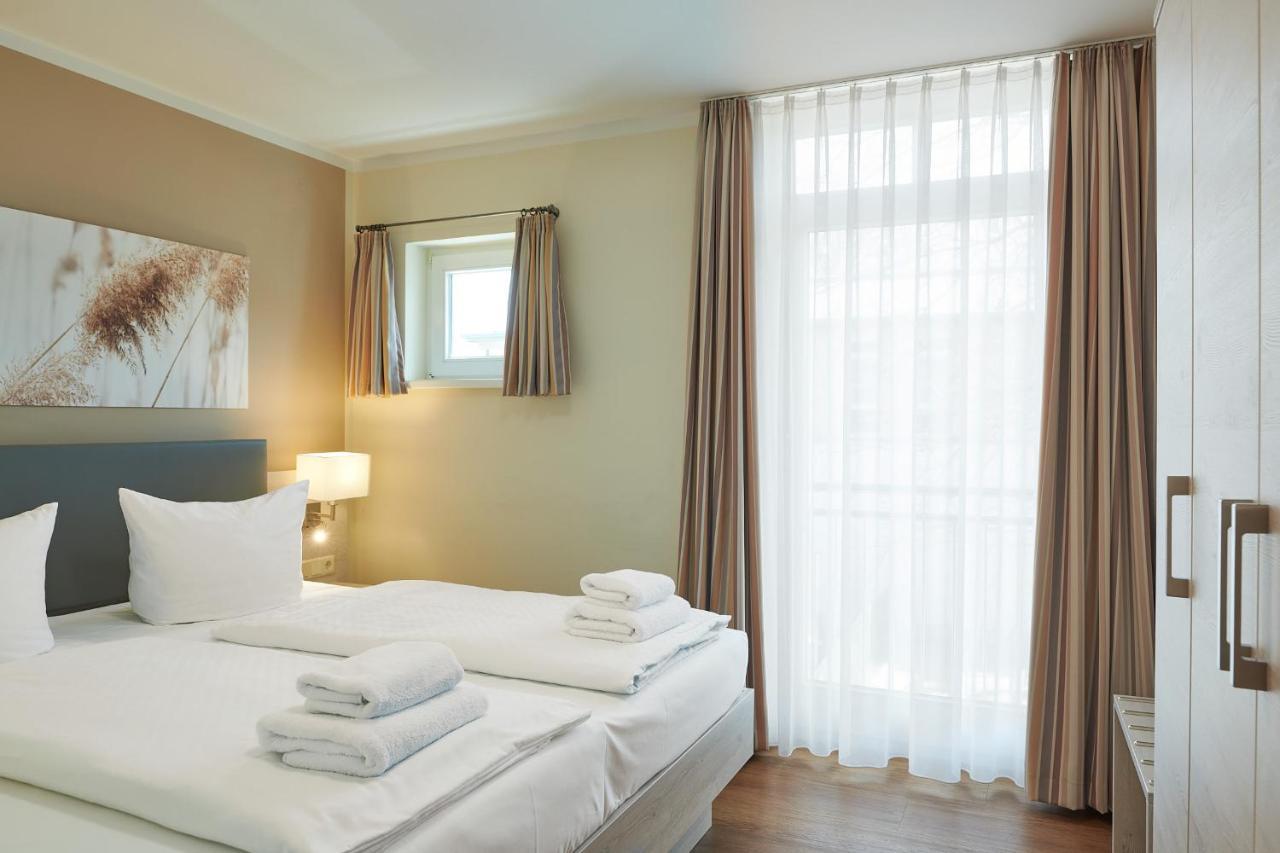 R&R Hotel Strandallee Baabe Extérieur photo