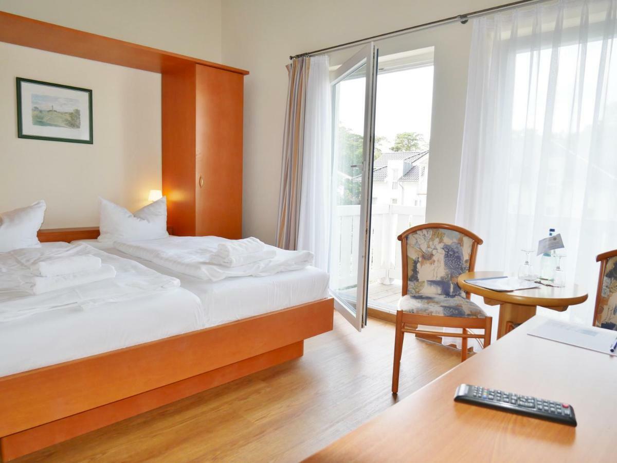 R&R Hotel Strandallee Baabe Extérieur photo
